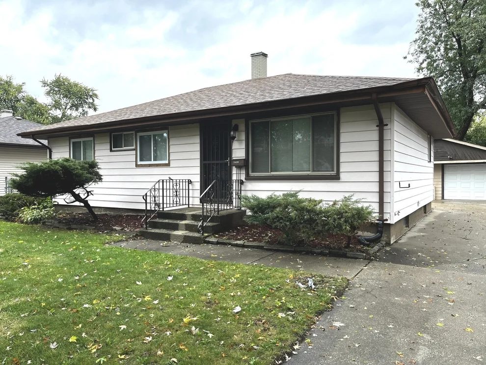 Unit for sale at 15439 Elm Street, South Holland, IL 60473