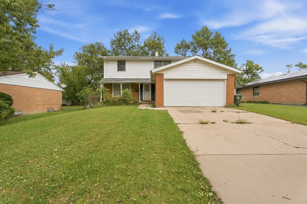 Unit for sale at 815 Blackhawk Drive, University Park, IL 60484