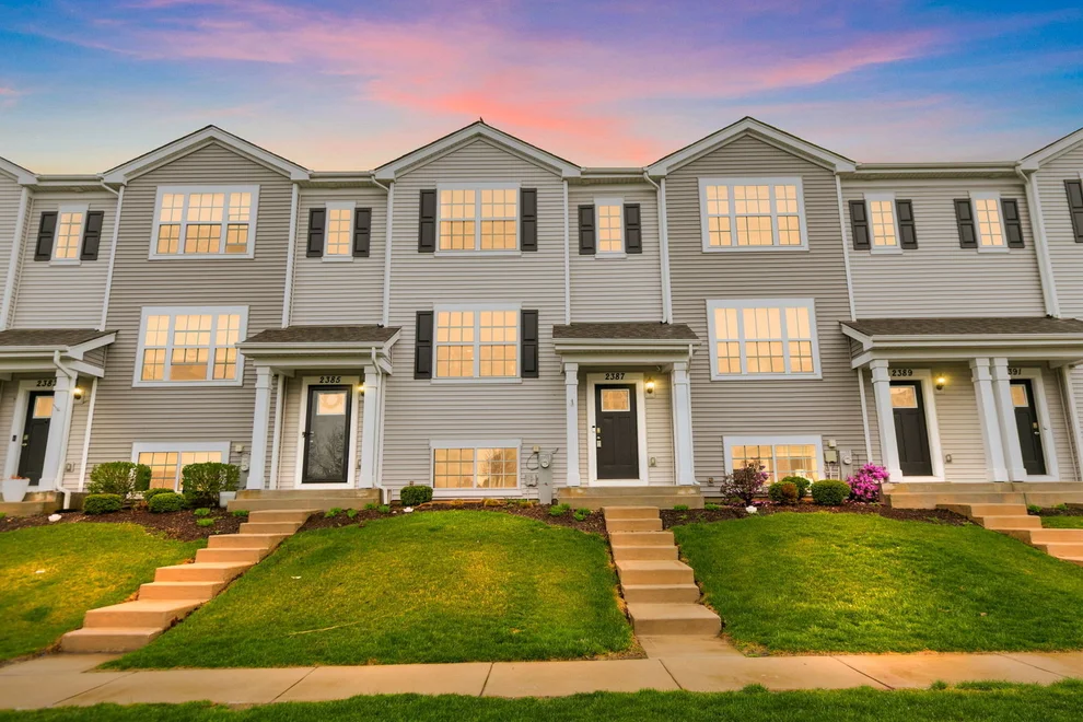 Unit for sale at 2387 Alison Avenue, Pingree Grove, IL 60140