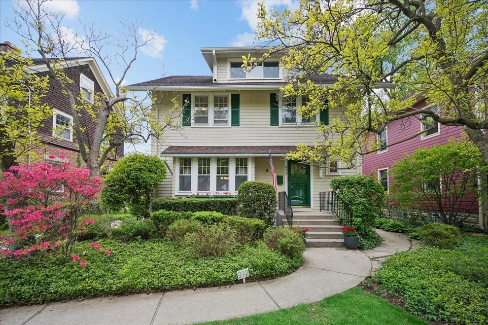 Unit for sale at 972 Elm Street, Winnetka, IL 60093