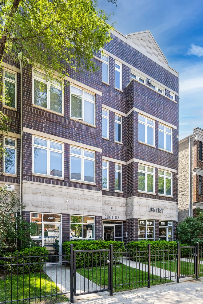 Unit for sale at 2001 W ADDISON Street, Chicago, IL 60618