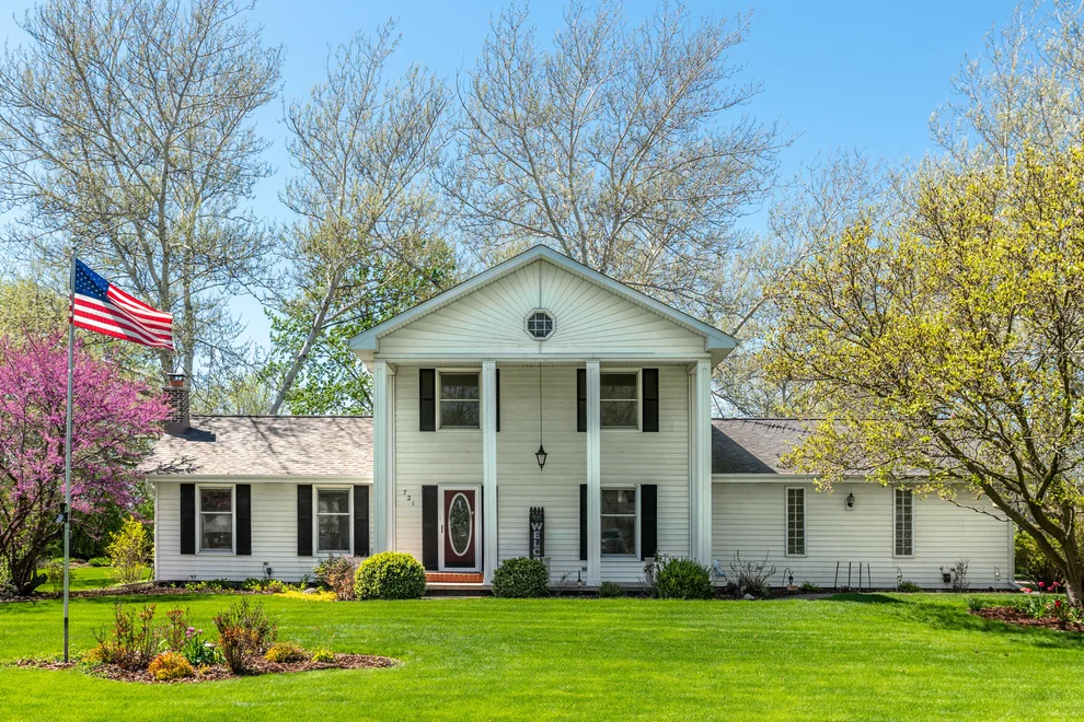 Unit for sale at 721 Wisconsin Road, New Lenox, IL 60451