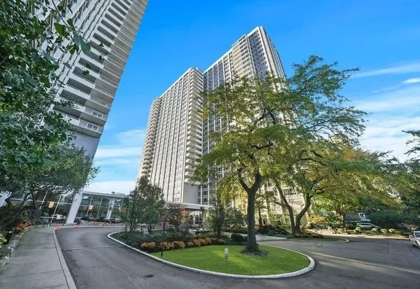 Unit for sale at 4250 N MARINE Drive, Chicago, IL 60613