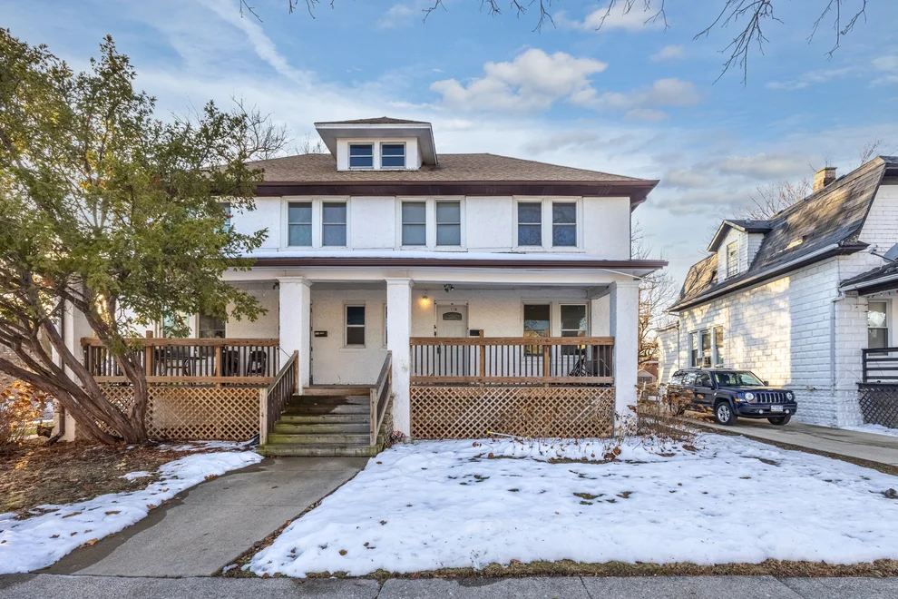 Unit for sale at 1118 S 7th Avenue, Maywood, IL 60153
