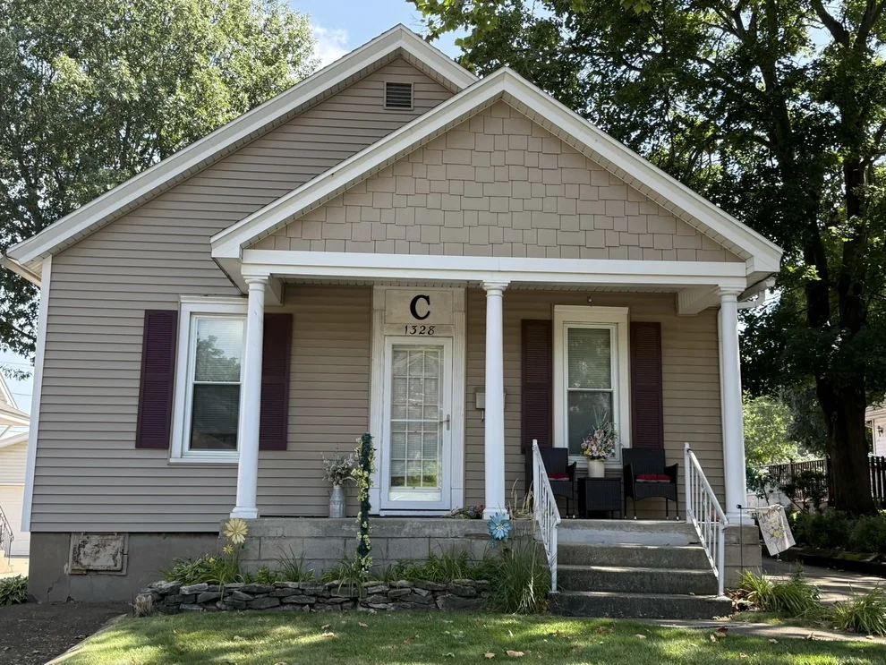 Unit for sale at 1328 Campbell Avenue, Lasalle, IL 61301