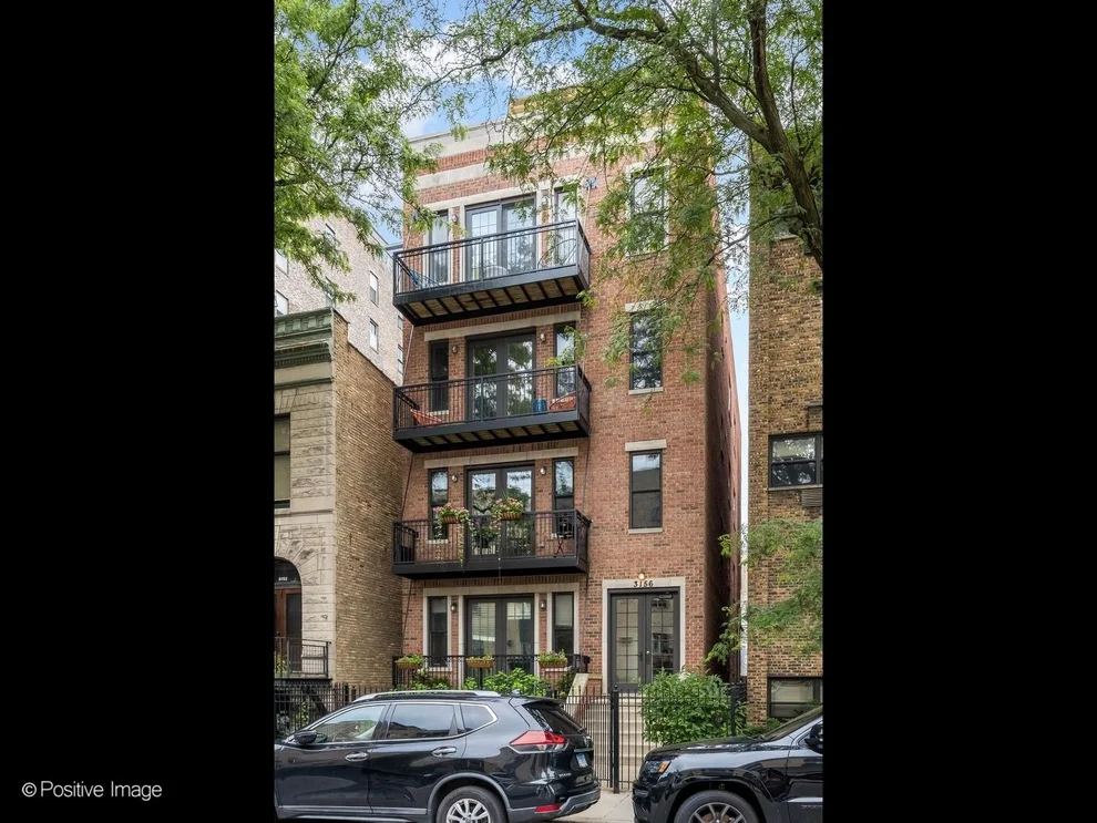 Unit for sale at 3156 N Cambridge Avenue, Chicago, IL 60657