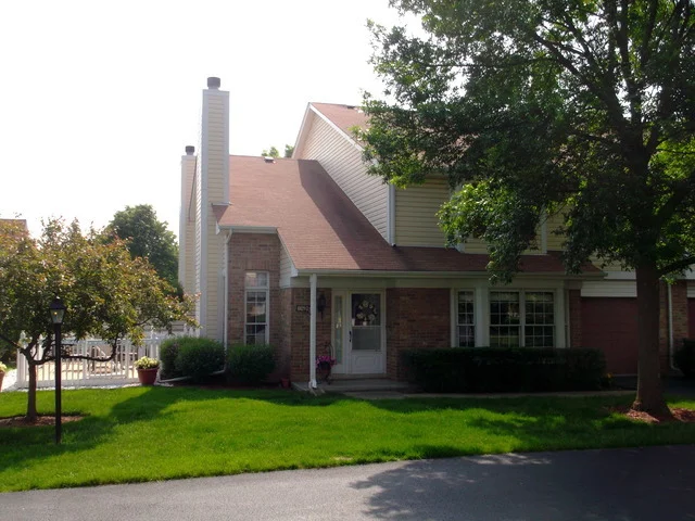 Unit for sale at 10129 Cambridge Drive, MOKENA, IL 60448