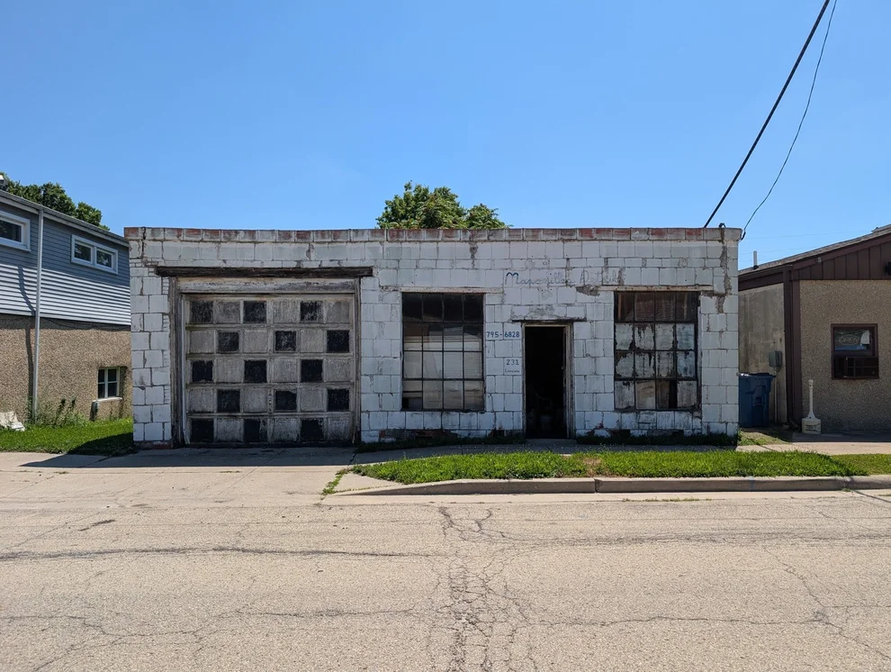 Unit for sale at 231 Lincoln Street, Marseilles, IL 61341