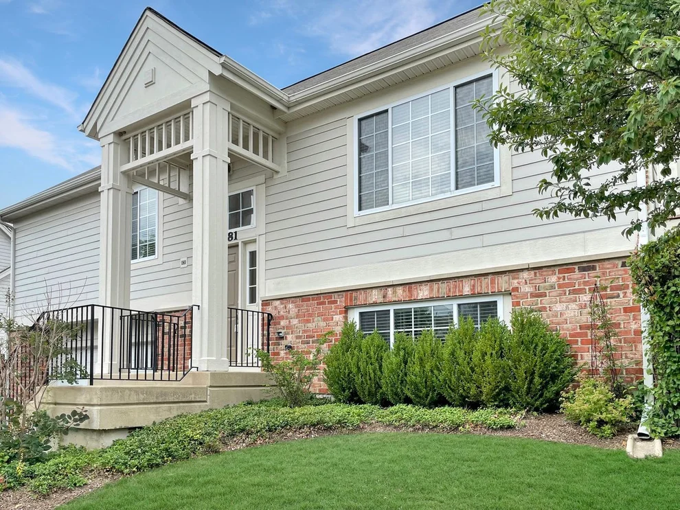 Unit for sale at 3381 Cameron Drive, Elgin, IL 60124