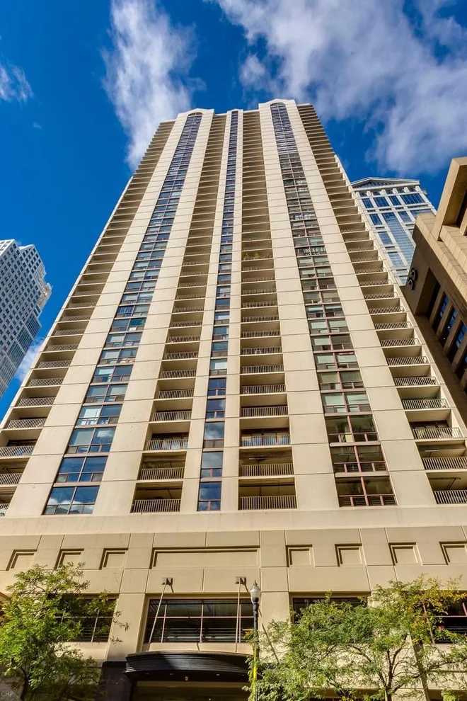 Unit for sale at 200 N Dearborn Street, Chicago, IL 60601