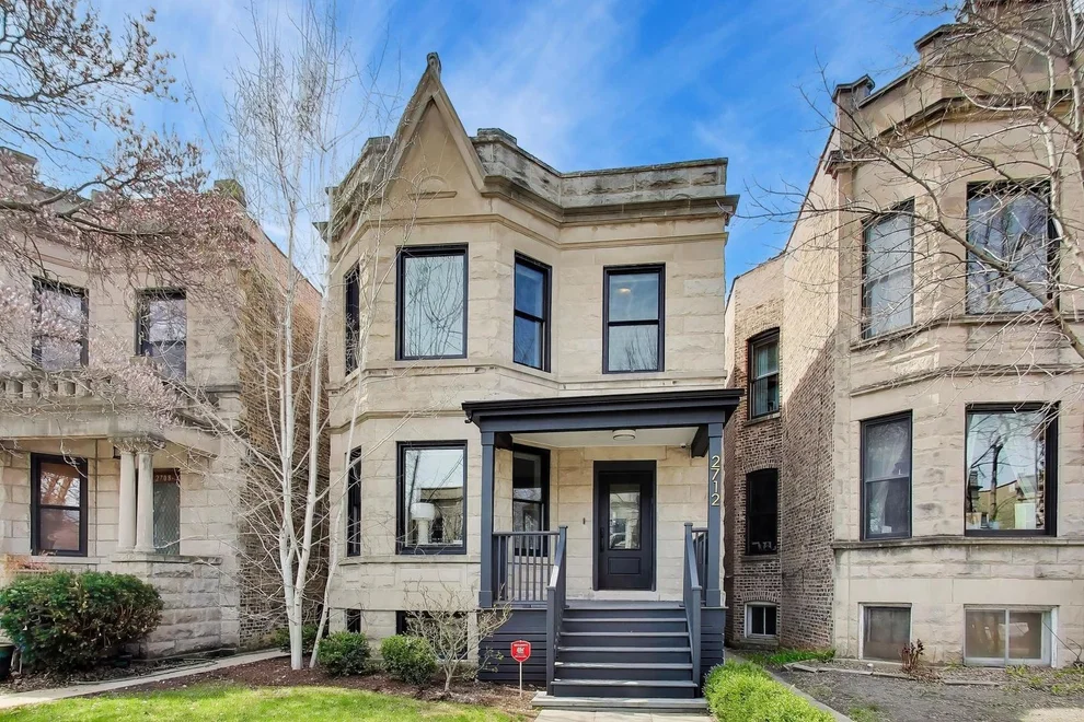 Unit for sale at 2712 N Francisco Avenue, Chicago, IL 60647