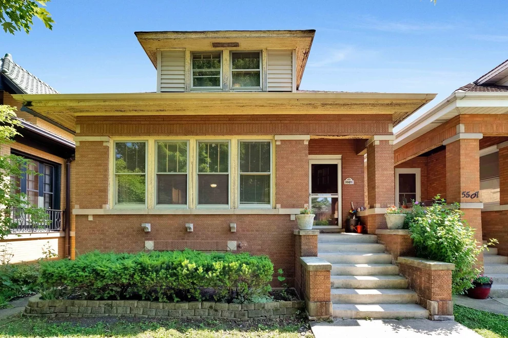 Unit for sale at 5505 W Cullom Avenue, Chicago, IL 60634