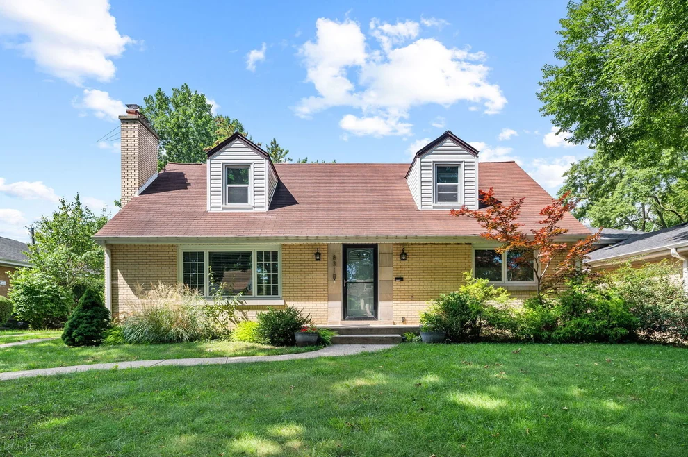 Unit for sale at 8318 Kenneth Avenue, Skokie, IL 60076