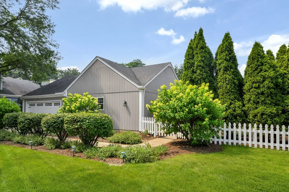 Unit for sale at 925 Churchill Drive, Naperville, IL 60563