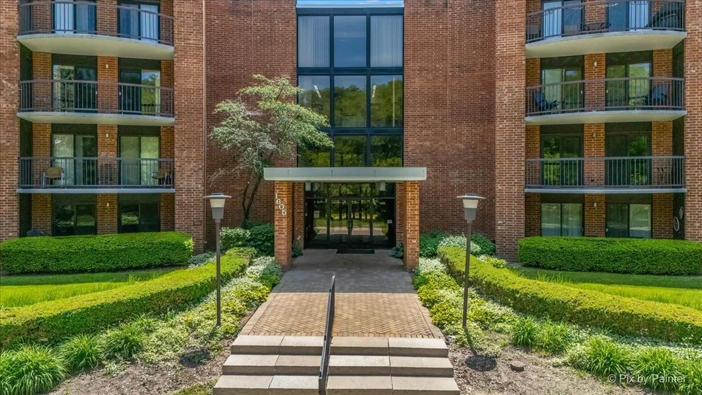 Unit for sale at 1605 E Central Road, Arlington Heights, IL 60005
