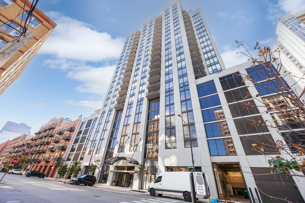 Unit for sale at 435 W Erie Street, Chicago, IL 60654