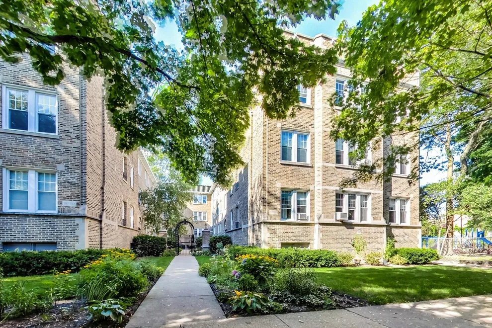 Unit for sale at 719 Reba Place, Evanston, IL 60202