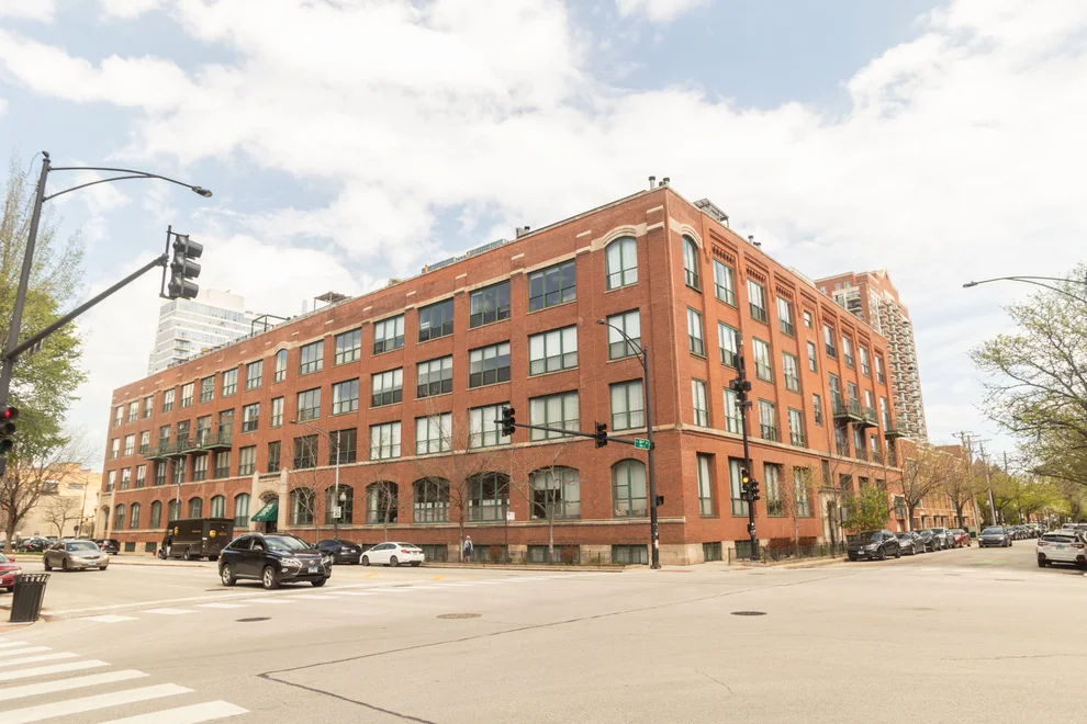 Unit for sale at 1727 S Indiana Avenue, Chicago, IL 60616