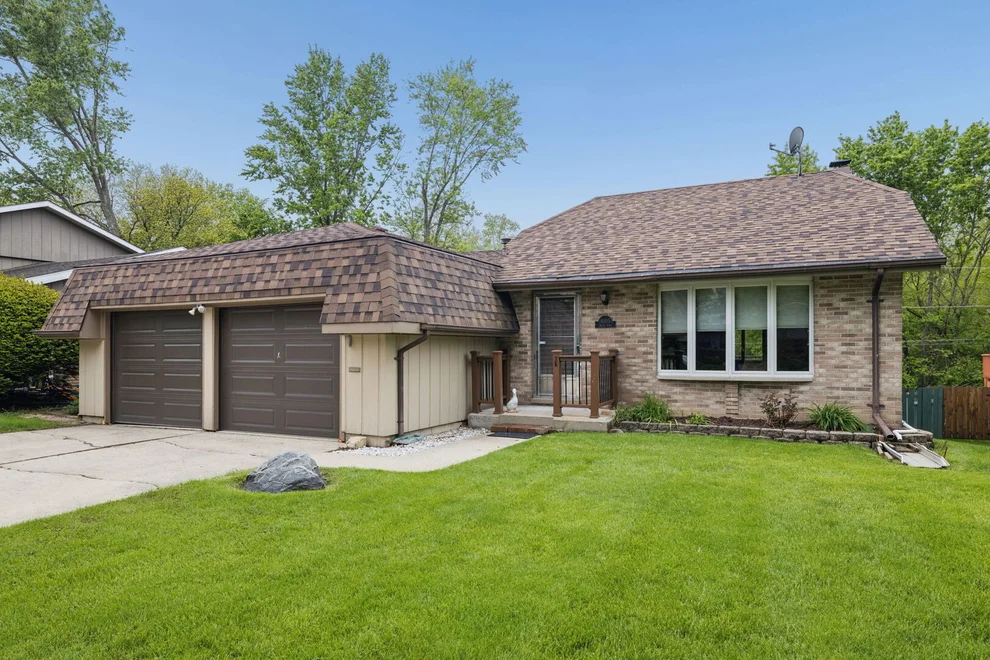 Unit for sale at 1005 Valley Lane, Lockport, IL 60441