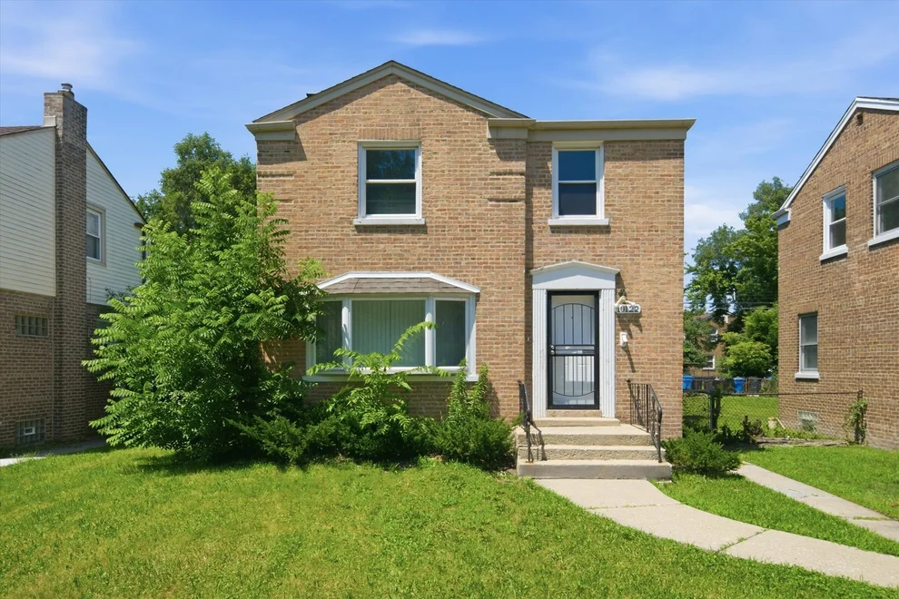 Unit for sale at 10122 S Luella Avenue, Chicago, IL 60617