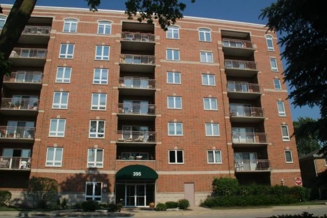 Unit for sale at 395 Graceland Avenue, DES PLAINES, IL 60016