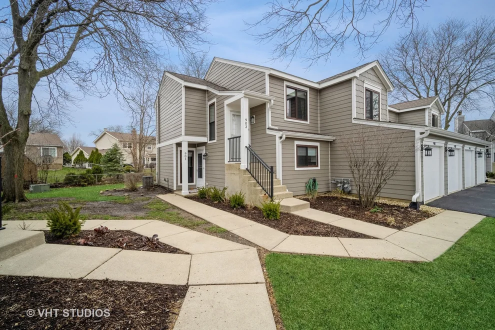 Unit for sale at 901 Manchester Circle, Schaumburg, IL 60193