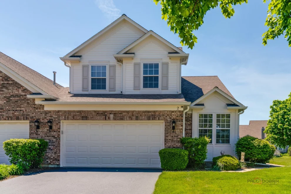 Unit for sale at 2 Tiverton Court, Algonquin, IL 60102