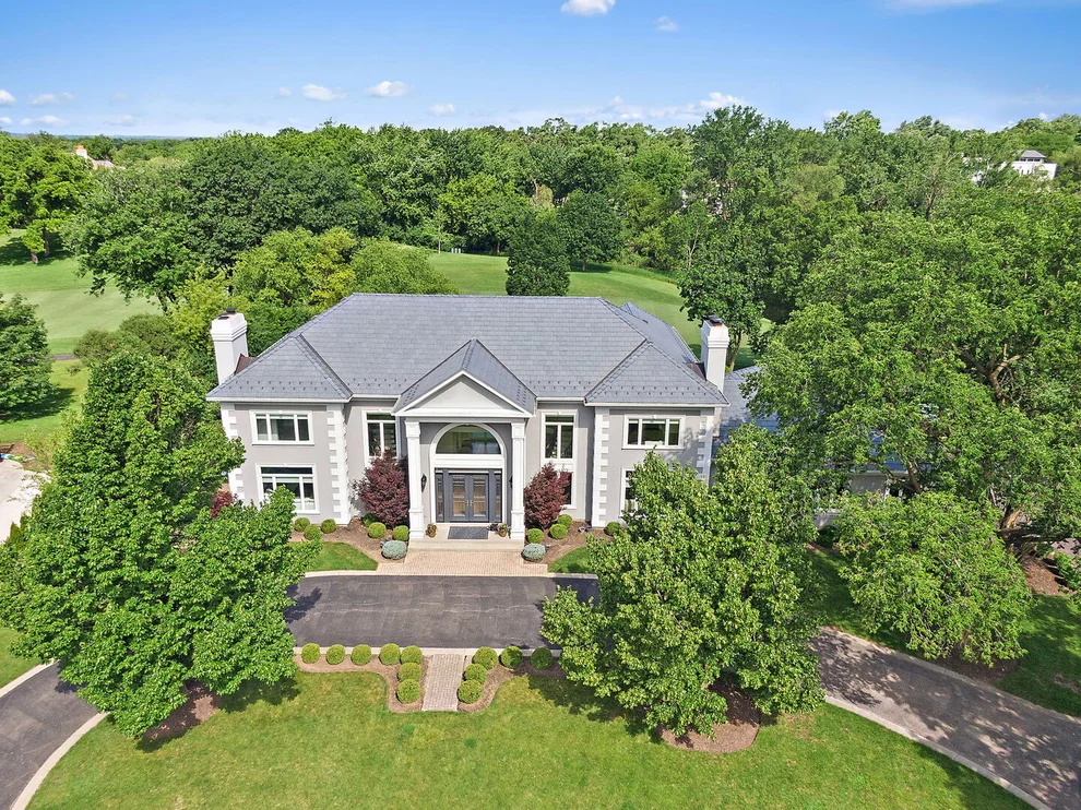 Unit for sale at 56 Hillburn Lane, North Barrington, IL 60010