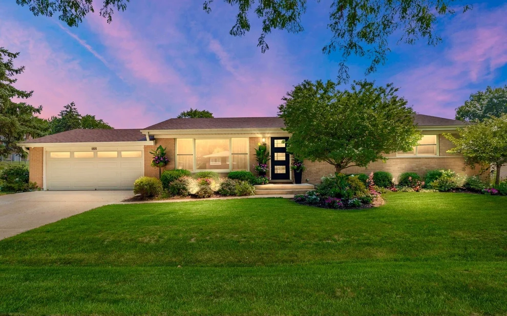 Unit for sale at 532 MERLIN Drive, Schaumburg, IL 60193