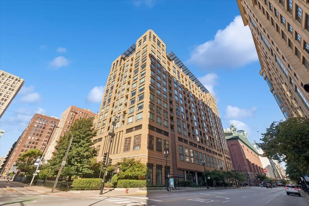 Unit for sale at 520 S State Street, Chicago, IL 60605