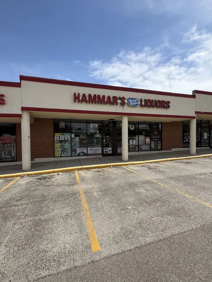 Unit for sale at 1439 E State Street, Geneva, IL 60134