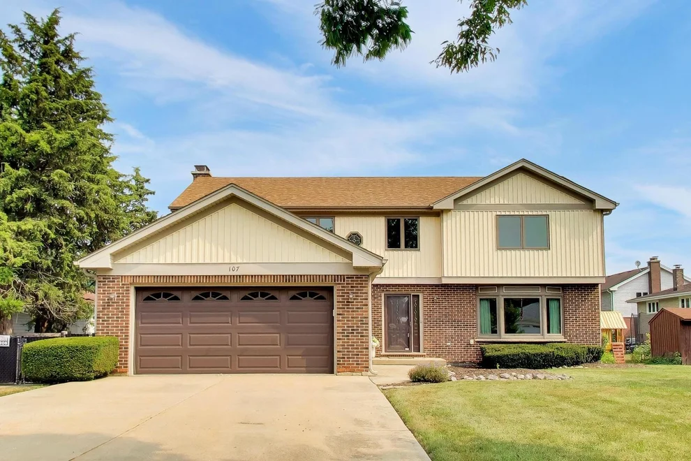 Unit for sale at 107 W Washington Street, Itasca, IL 60143