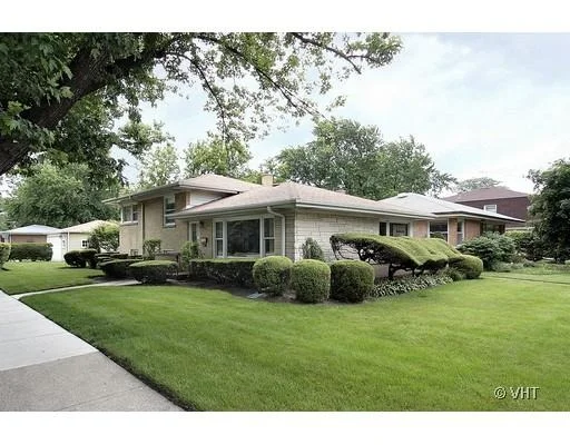 Unit for sale at 2847 WILMETTE Avenue, WILMETTE, IL 60091