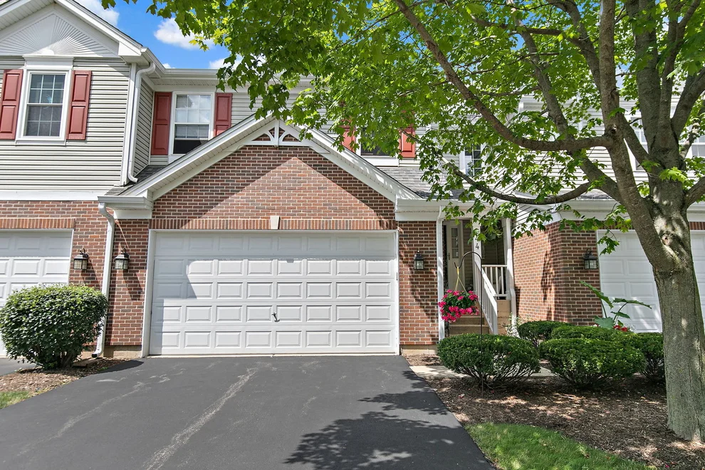 Unit for sale at 244 Lineas Lane, Geneva, IL 60134