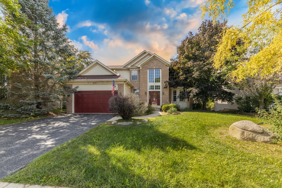 Unit for sale at 570 Huntington Circle, Lake Villa, IL 60046