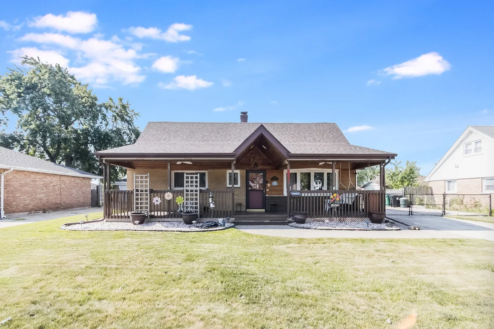 Unit for sale at 6941 Olympic Drive, Bridgeview, IL 60455