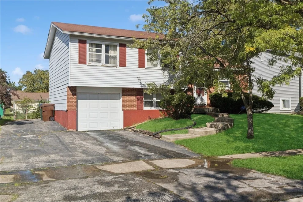Unit for sale at 3740 176th Place, Country Club Hills, IL 60478