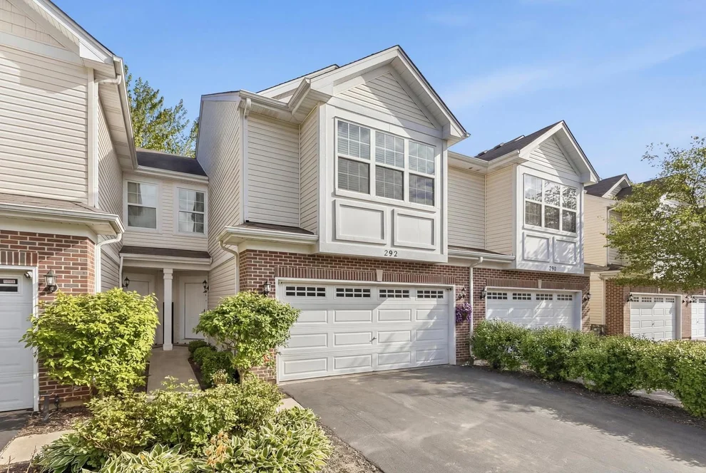 Unit for sale at 292 S Oak Creek Lane, Romeoville, IL 60446