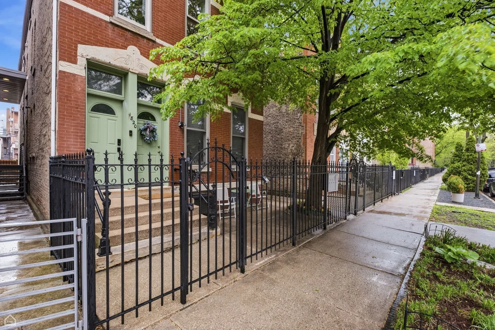 Unit for sale at 1820 W SUPERIOR Street, Chicago, IL 60622
