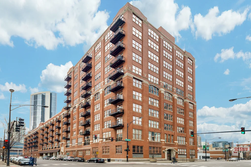 Unit for sale at 360 W Illinois Street, Chicago, IL 60654