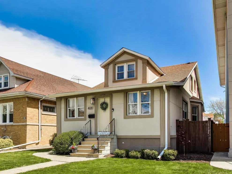 Unit for sale at 4039 N Major Avenue, Chicago, IL 60634