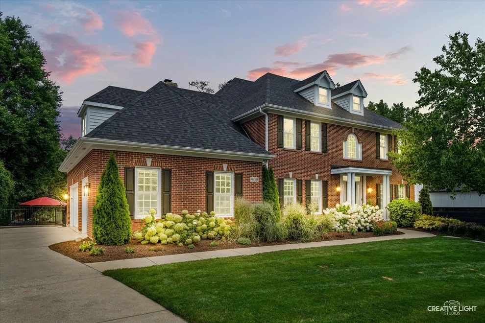 Unit for sale at 900 SHEEHAN Avenue, Glen Ellyn, IL 60137