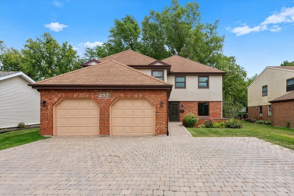Unit for sale at 257 S Park Boulevard, Glen Ellyn, IL 60137