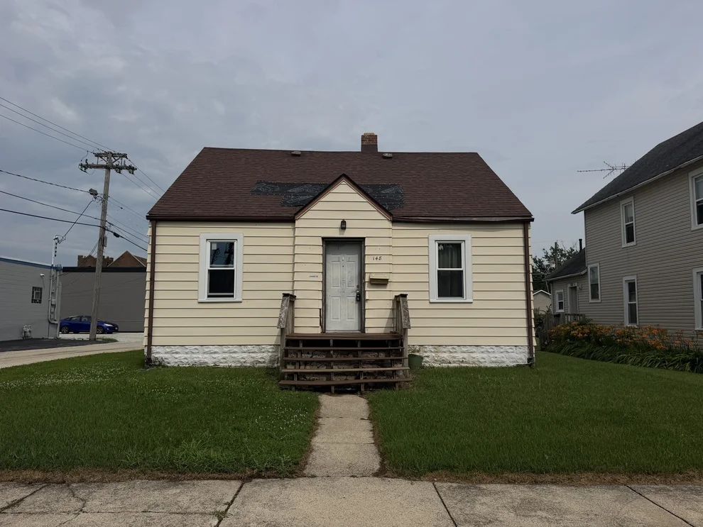 Unit for sale at 148 S Prairie Avenue, Bradley, IL 60915