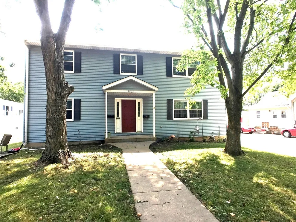Unit for sale at 3807 Main Street, McHenry, IL 60050