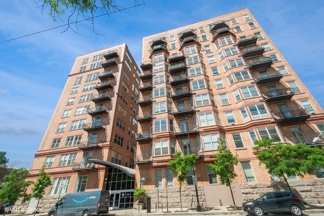 Unit for sale at 500 S Clinton Street, Chicago, IL 60607