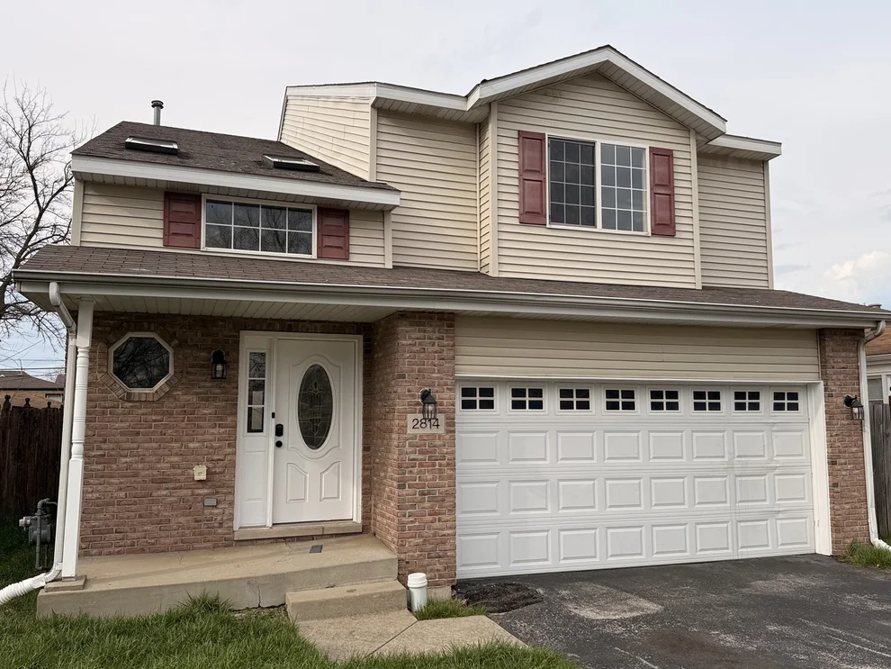 Unit for sale at 2814 140th Place, Blue Island, IL 60406