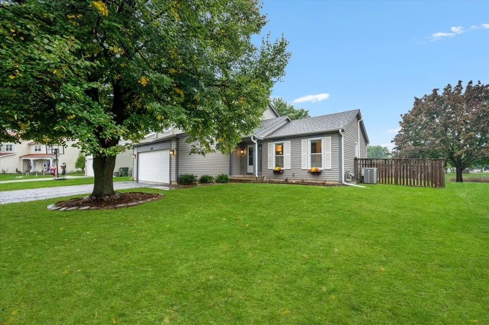 Unit for sale at 169 Park Meadow Lane, Bolingbrook, IL 60440