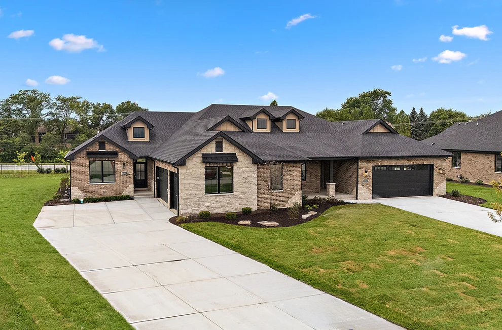 Unit for sale at 11161 Lizmore Lane, Orland Park, IL 60467