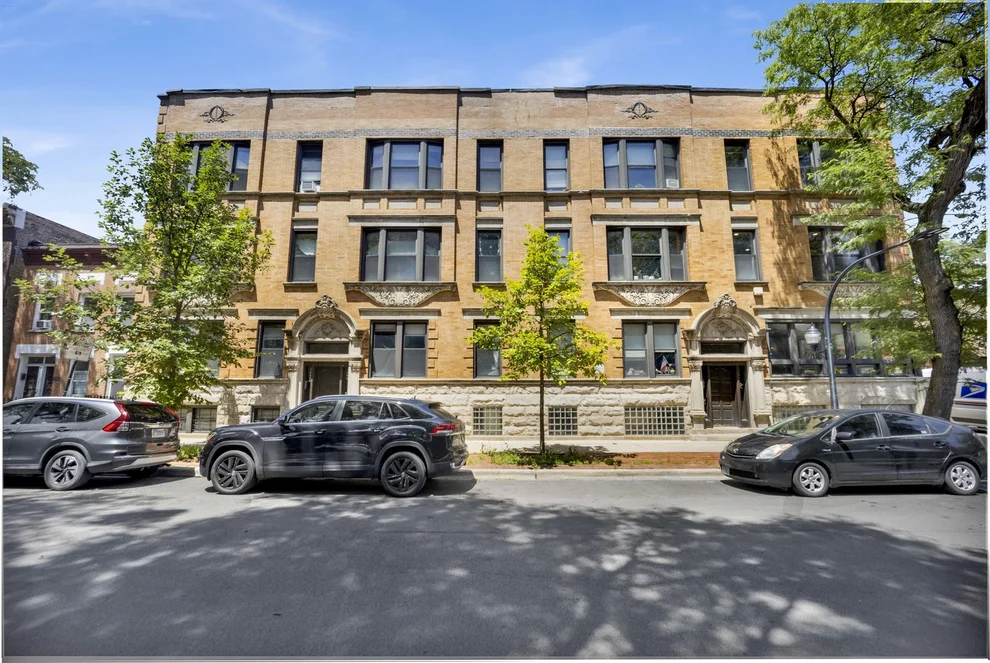 Unit for sale at 1406 W Flournoy Street, Chicago, IL 60607